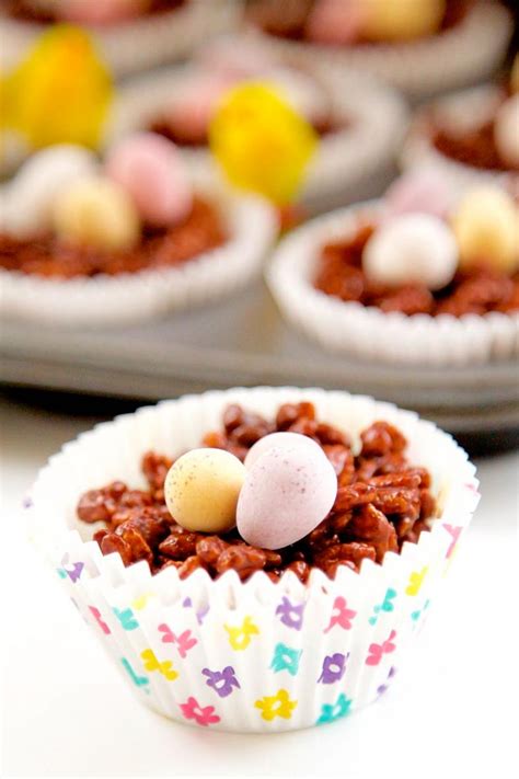 Easy Chocolate Rice Krispie Cakes Thinly Spread