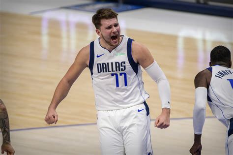 Dallas Mavericks Luka Doncic Drops 36 Points In Win Over Spurs Page 2