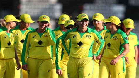 16 And Counting Australia Womens Cricket Team Come Closer To