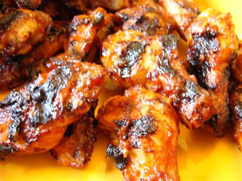 Place all the herbs and spices along with the erythritol into a mixing bowl and mix. Recipe'n & Ruminatin': Thursday: Grilled BBQ Chicken Wings