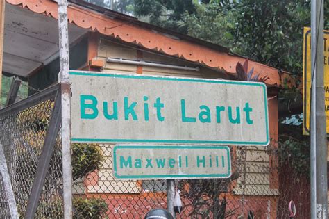At 1250m above sea level and just 13km from the base of the hill, it was a. Sepanjang Jalan ke Bukit Larut (Maxwell Hill) | D_08