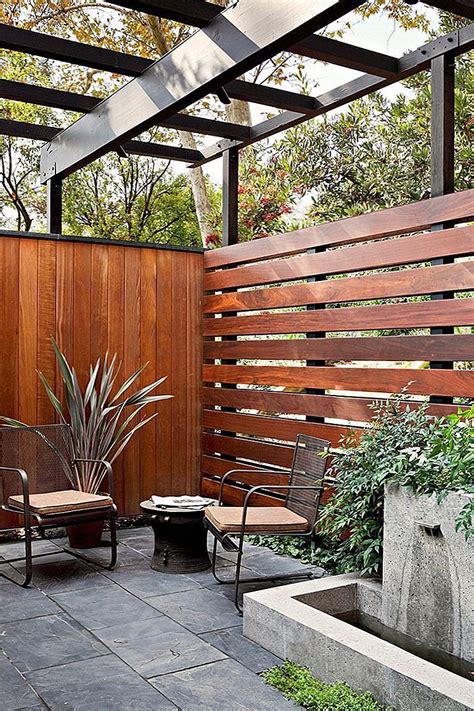 29 Fence Design That Can Upgrade And Enhance Your House Visual Patio