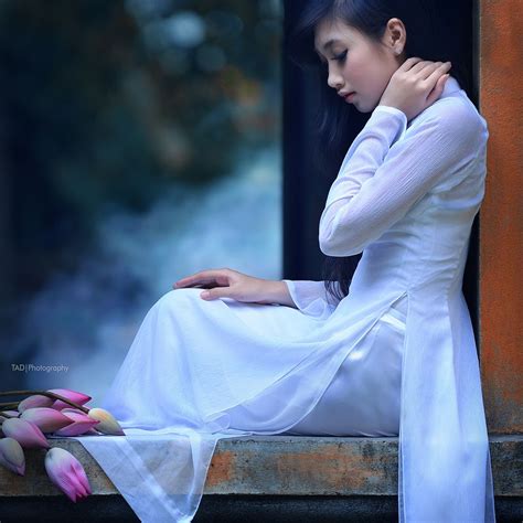 White Ao Dai Vietnam [explored] Flickr Photo Sharing Vietnamese Traditional Dress