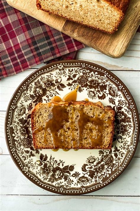 Place your first layer of cake onto a cake cardboard or onto a cake plate. Apple Cake with Brown Sugar Maple Glaze - 31 Daily