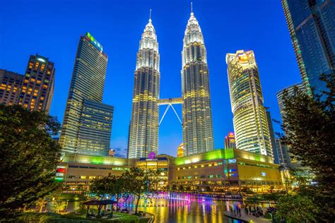 Kuala Lumpur Night View Klcc Fountains Park Night Petronas Towers Kl