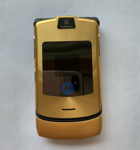 Unlocked Motorola RAZR V3i Dolce Gabbana Gold GSM Flip Bluetooth Mobile
