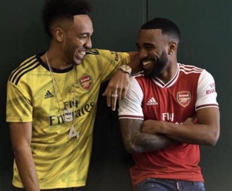 Arsenal Home And Away Kit 201920 Leaked Pictures Of Adidas Strips