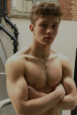 Shirtless Male Muscular Beefcake Frat Jock Hunk Hot Body Dude Photo X