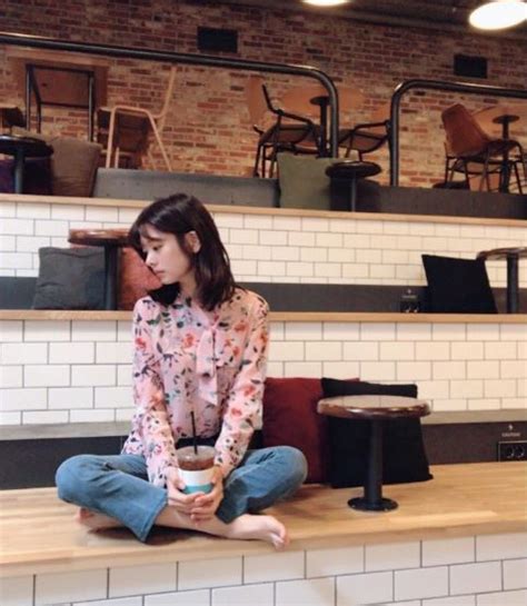 서인국 seo inguk, 정소민 jung so min. 정소민 근황 공개…웨이브 중단발로 가을 분위기 물씬 - 아시아경제