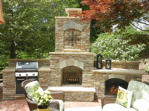 Outdoor Fireplaces And Fire Pits Are Great For