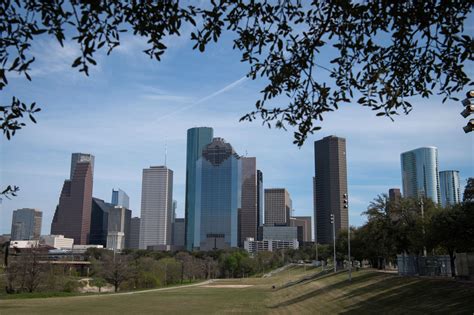 With Moratorium Lifted, Houston Becomes Largest U.S. City Where