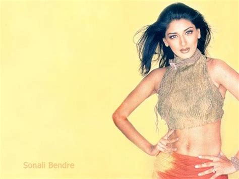 Bollywood Sonali Bendre Hot Pics And Wallpapers 2011