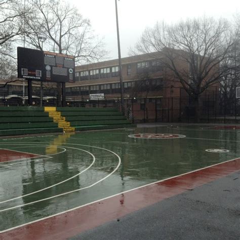 Rucker Park Basketball Courts Washington Heights 2930 8th Ave