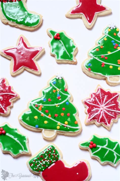 Beat for 1 minute more. Flooding with Royal Icing for Sugar Cookies- Christmas ...