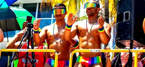 Miami Beach Pride Festival Bühne Parade 2025