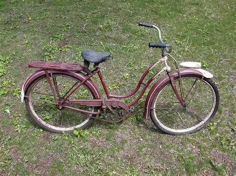 Vintage Schwinn Girls Cruiser Bicycle With Headlight Flickr
