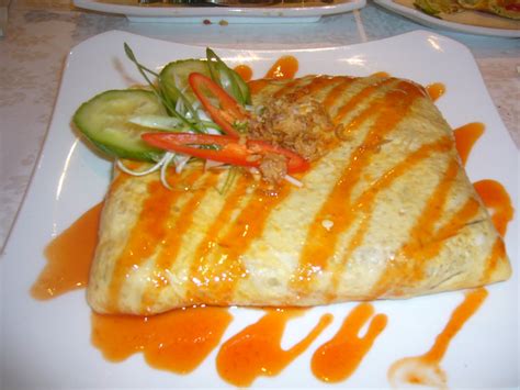 Antara resepi nasi goreng menarik yang anda boleh cuba: Kuliner : Uniknya Nasi Goreng Pattaya