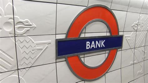 Bank Underground Station Getting Around London