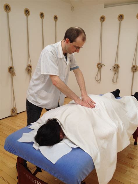 Massage Therapist ‘sees Through His Hands’ The Nen North Edinburgh News