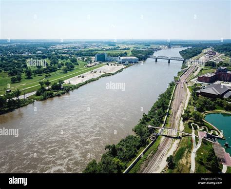 Omaha Nebraska Aerial Hi Res Stock Photography And Images Alamy