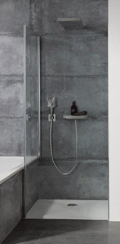 Beide varianten ermöglichen eine einfache reinigung der zwischenräume und kanten ihrer duschkabine / duschwand. Duschkabine Direkt An Badewanne | onzemolen