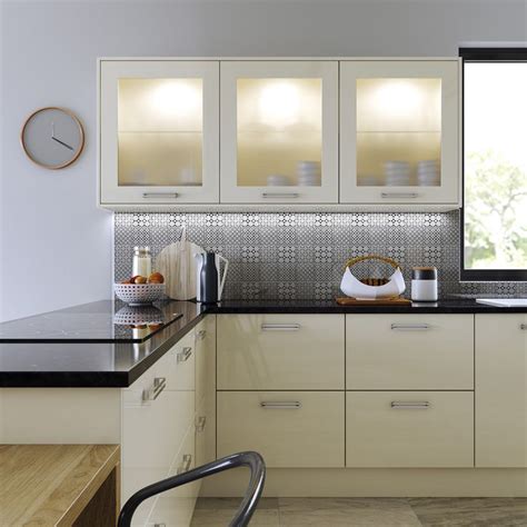 A Contemporary Gloss Kitchen In Ivory Featuring Trendy Glazed Frames