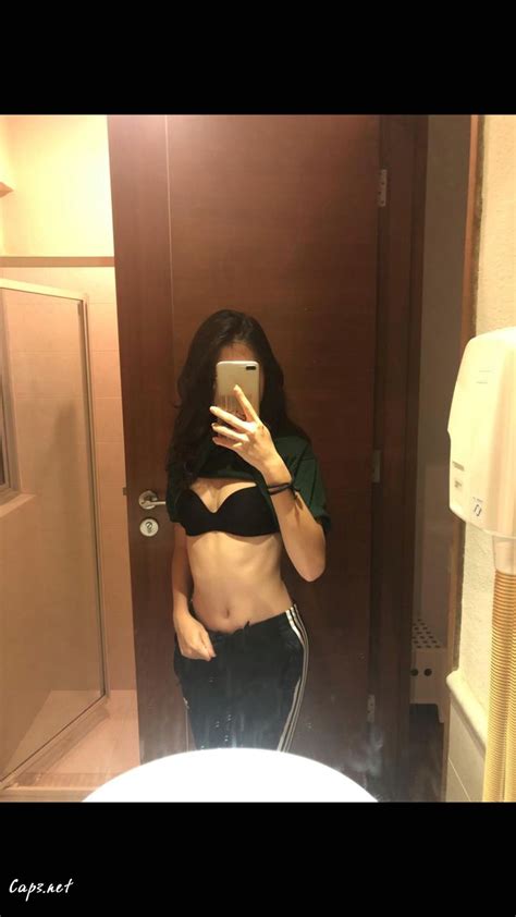 Singaporean Girl Li Suann Nude Leaked The Fappening