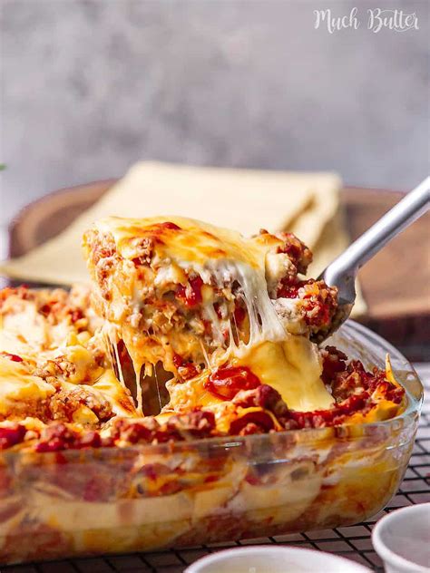 Classic Lasagna With Bechamel Sauce Much Butter