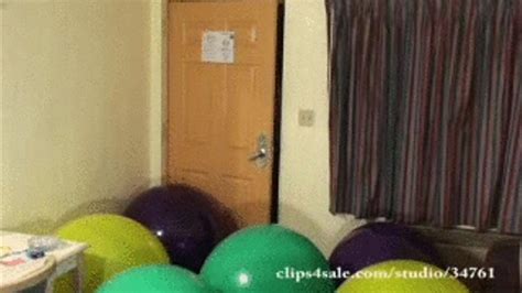 by request galas finds her balloons mpg galas balloons and fetish clips clips4sale