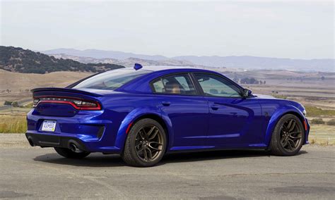 Dodge charger srt hellcat is a 5 seater sedan available at a starting price of aed 412,500 in the uae. 2020 Dodge Charger SRT Hellcat: First Drive Review - » AutoNXT