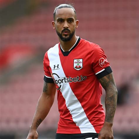Theo Walcott Bio: Age, Height, Weight, Family, Education, Stats