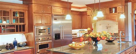 Expertly trained and certified by top design organizations like nkba and asid, our team has the expertise to help you pick products and solutions that perfectly fit the hub of your home. Kitchen cabinets San Diego | Kitchen remodeling and ...