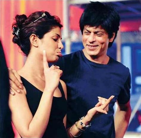 7 Times Priyanka Chopra And Shah Rukh Khan Made Us Feel That Their Love