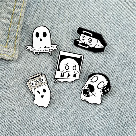 Ghost Enamel Pin Cute Ghost Enamel Brooch Horror Enamel Pin Etsy