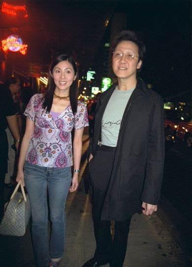 The site owner hides the web page description. 细数香港影视大佬向华胜红颜知己：张美玲、张敏与张玉珊-闽南网