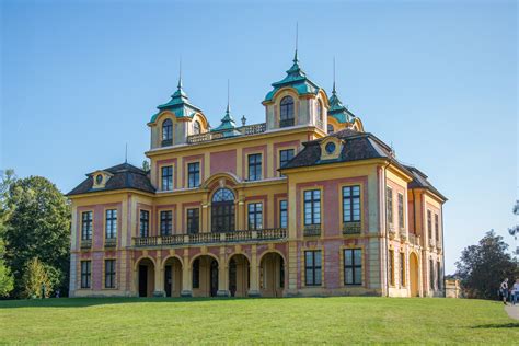 Gambar Rumah Besar Bangunan Chateau Istana Taman Kastil Tengara