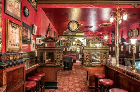 Background to the victoria era. The 16 remaining original Victorian era pubs of Dublin ...