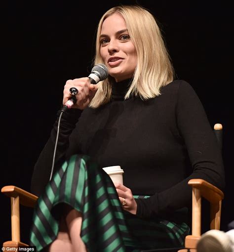 Margot Robbie At The Producers Guild Awards Daily Mail Online
