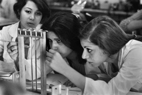 A Vida Das Mulheres No Irã Antes E Depois Da Revolução Islâmica Época