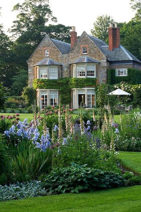 68 Beautiful French Cottage Garden Design Ideas French Cottage Garden