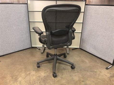 The aeron by herman miller consaidered to my by many experts as being one of the best office chairs. Used Office Chairs : Herman Miller Aeron Chair at ...