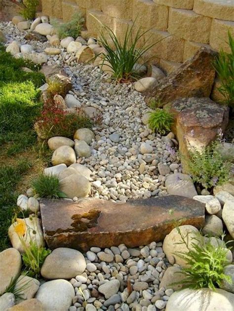 68 Best Front Yard Rock Garden Landscaping Decor Ideas