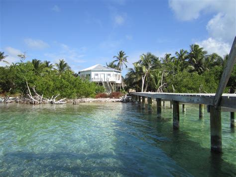 Belize Caribbean Cayes Wildlife And Mayan Sites Global Sherpa