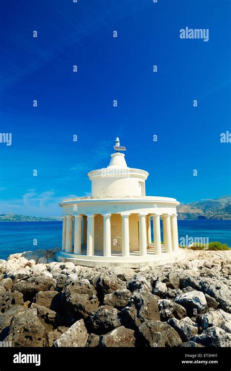 St Theodore Lighthouse Kefalonia Stock Photo Alamy