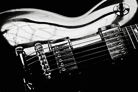 48 Free Guitar Wallpaper And Screensavers On Wallpapersafari