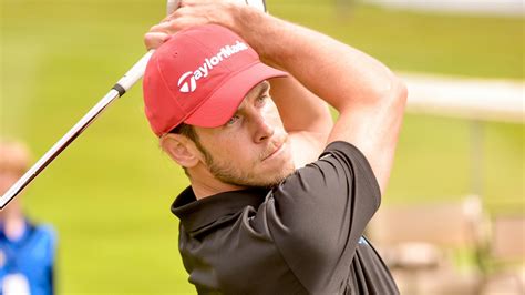 ex real madrid and tottenham star gareth bale to play pga tour event after retirement from