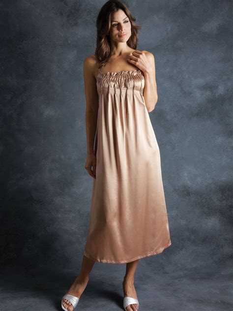 Pearla Luxury Nightwear Schweitzer Linen Night Gown Lounge Wear