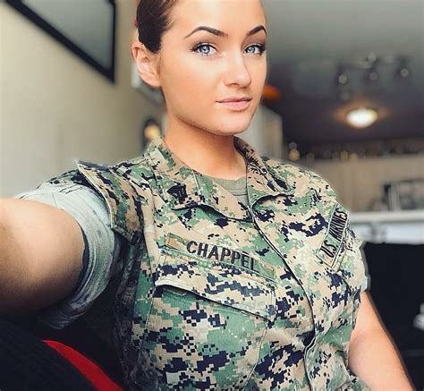 Pin By Robert K On Thank You For Your Service Female Marines Military Women Army Girl