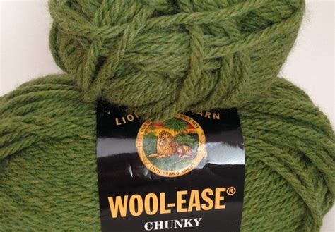 Lion Brand Wool Ease Chunky Yarn Color Grass 130