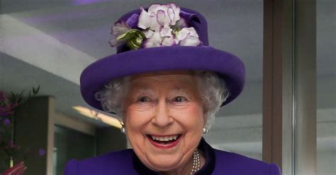 The no.1 page about queen elizabeth ii, our beloved monarch. Former Royal Chef: Queen Elizabeth Doesn't Care About Calories